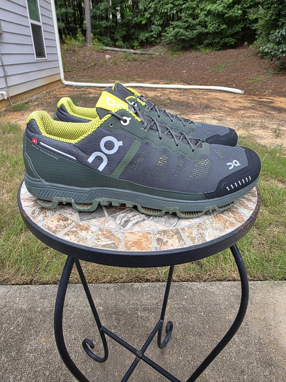 On Cloudventure Forest/Sulphur Trail Running Shoes Sneakers Men's Size 11